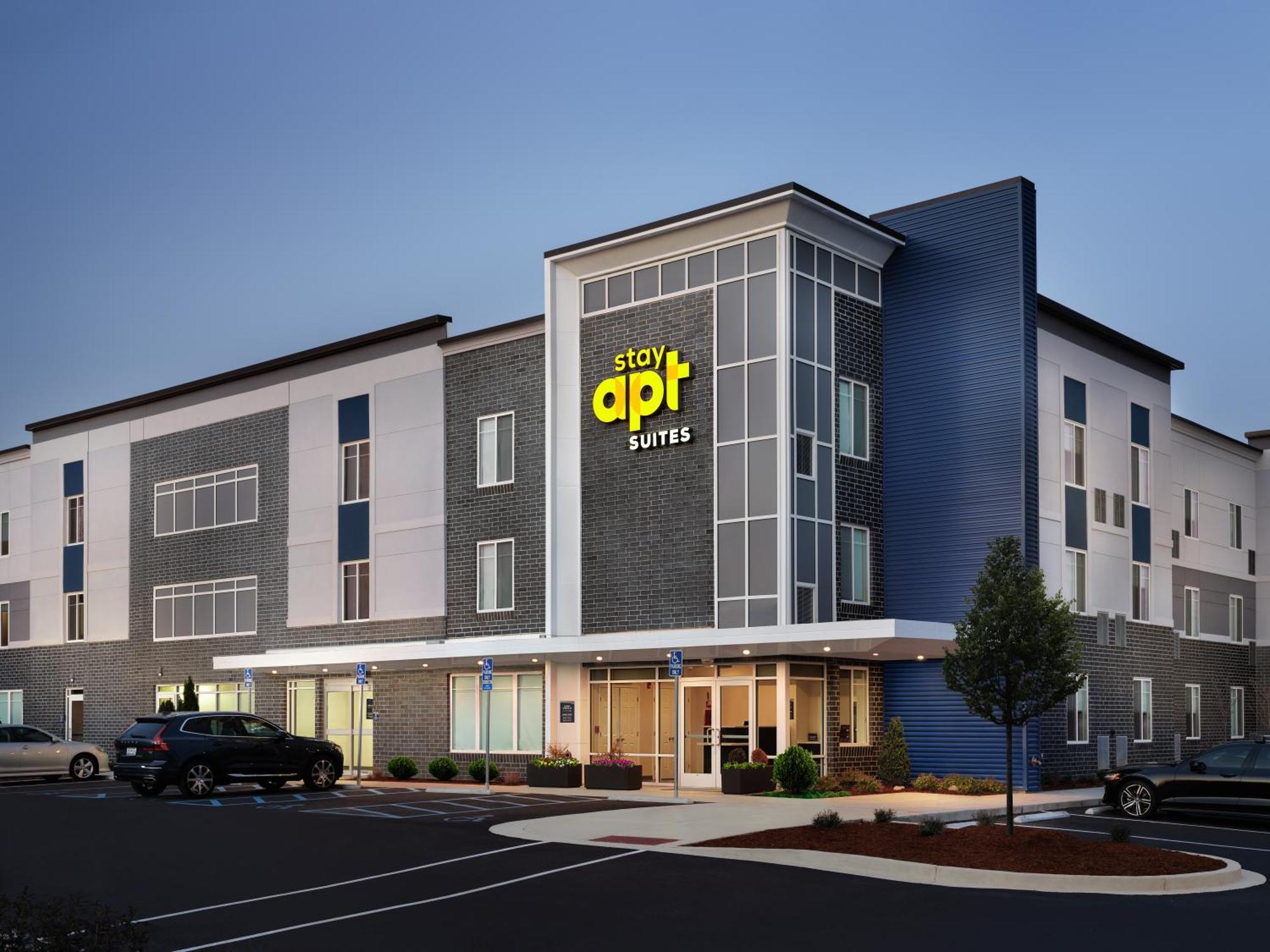 Stayapt College Station 3*
